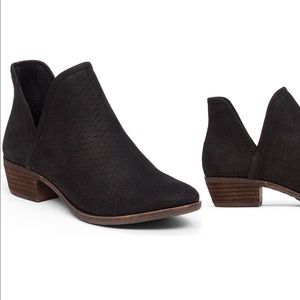 Lucky Brand Baley bootie size 6.5